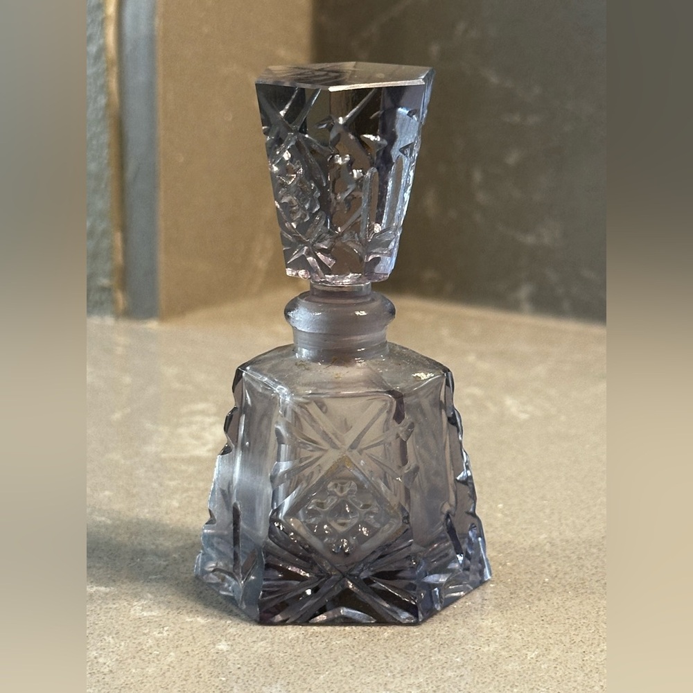 Beautiful Vintage Cut Glass Greyish Lavender Glass Perfume Bottle